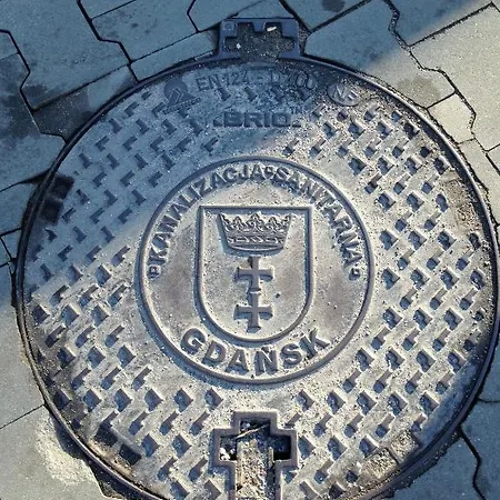 Sun And Sea Hostel *